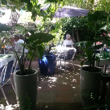 Le Saint Mamet D'eux Hotel